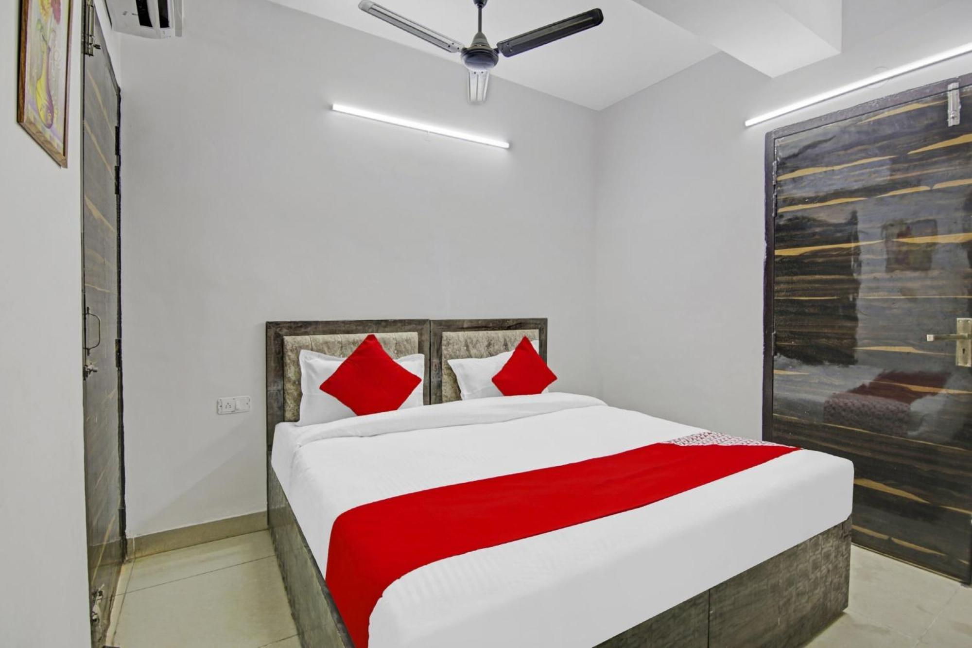 Hotel Green Olive New Delhi Buitenkant foto