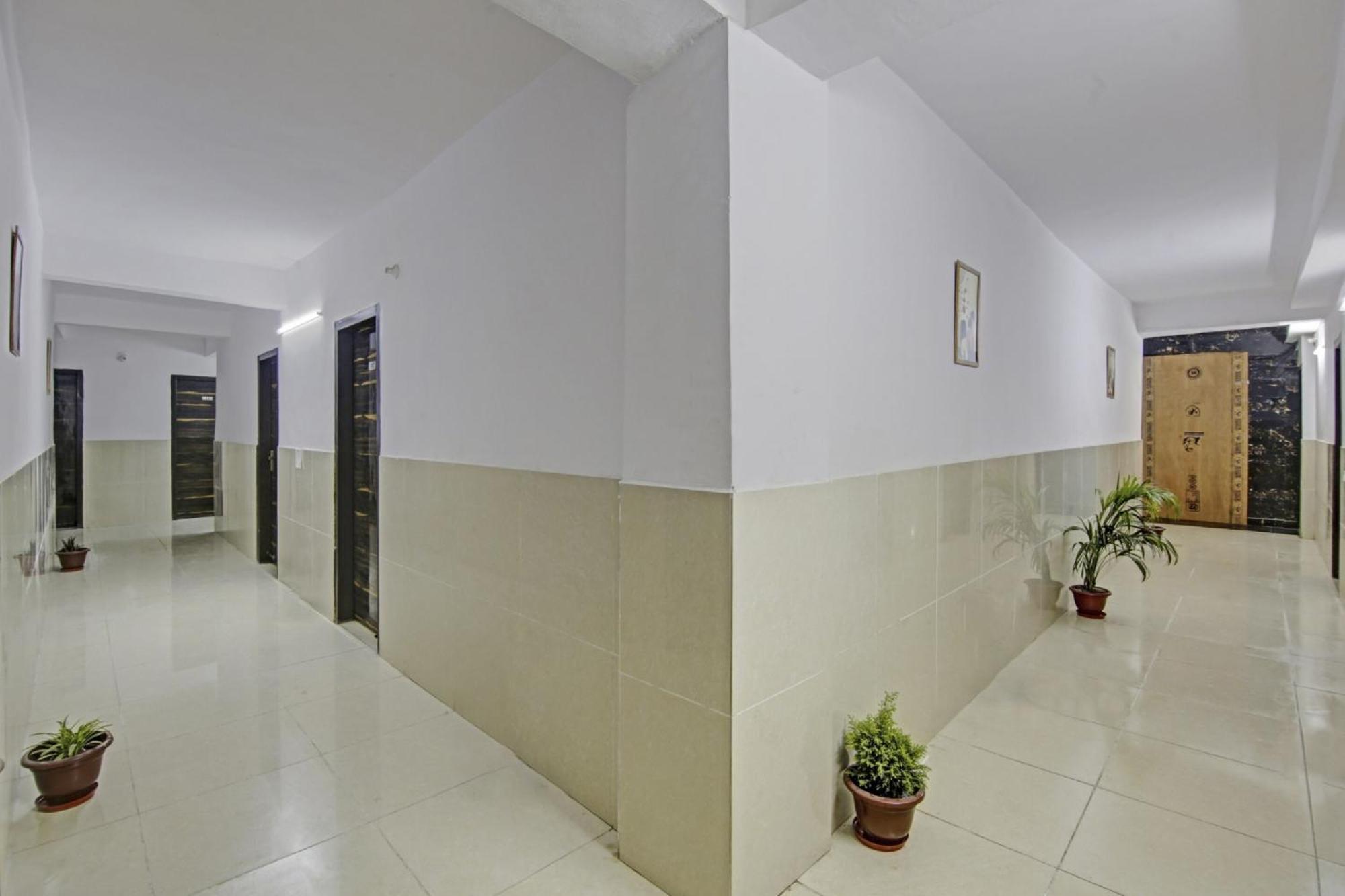 Hotel Green Olive New Delhi Buitenkant foto